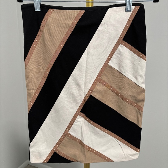 Skiirt - Picture 1 of 3